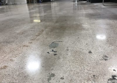 Cleaned & Re-Sealed Concrete Floors